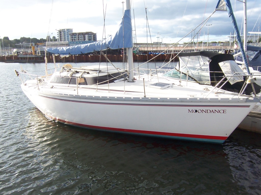 Jeanneau Fantasia 27 - Available Now - Network Yacht Brokers